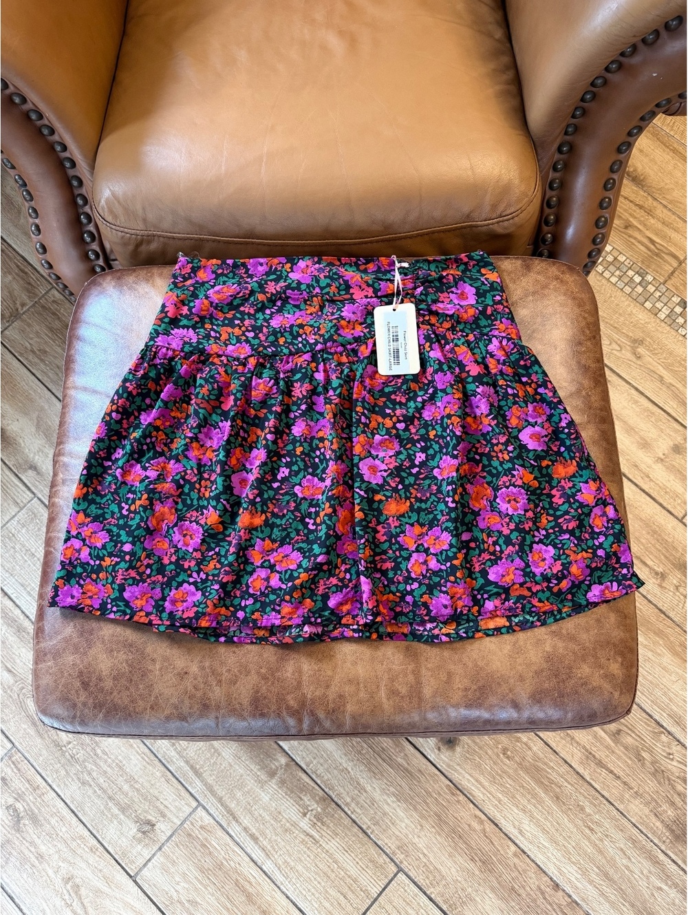 NWT Entro Flower Child Mini Skirt Sz Large Black Ditsy Floral